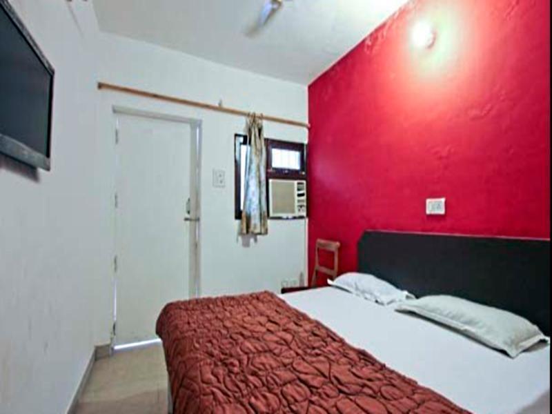 Spot On 48690 Hotel Host Agra  Eksteriør billede